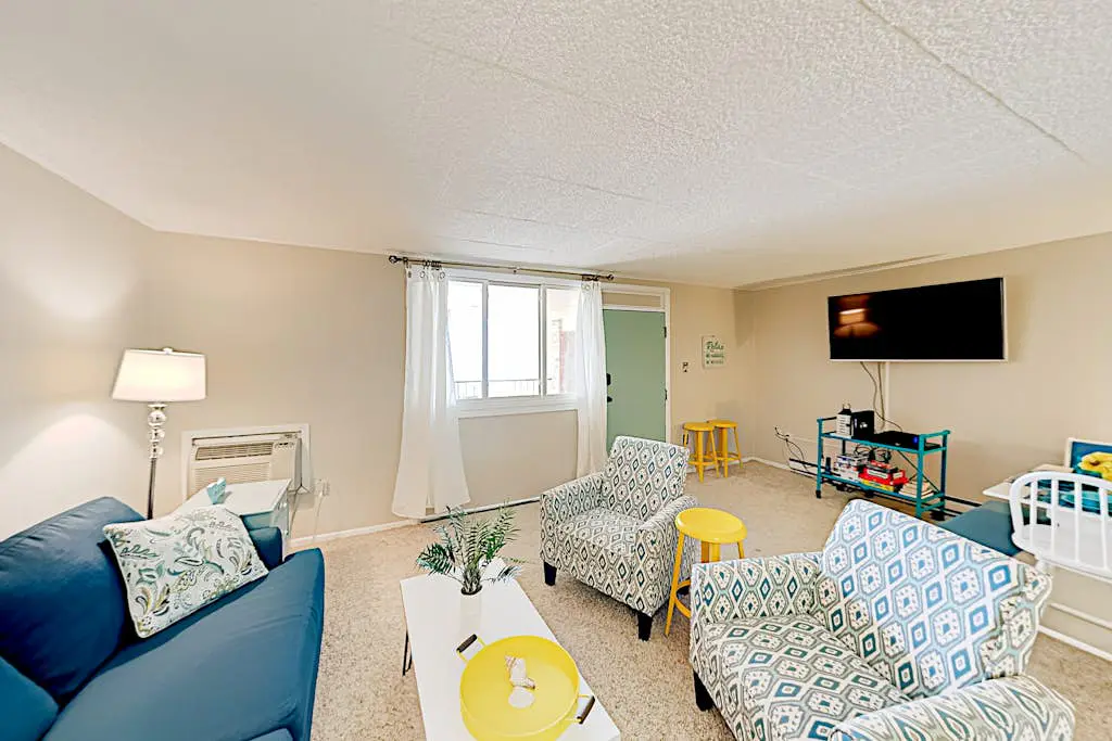 Colonial Condo 202