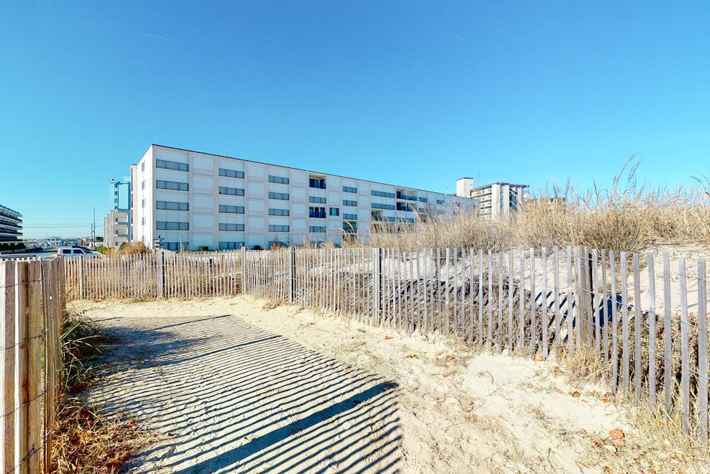 Beachfront condo with private balcony, washer/dryer, and amazing views