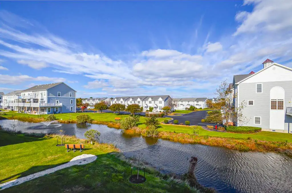 Seaside Village- Bowline 13009-1