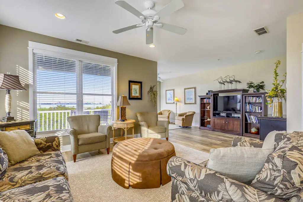 Seaside Village- Bowline 13009-1