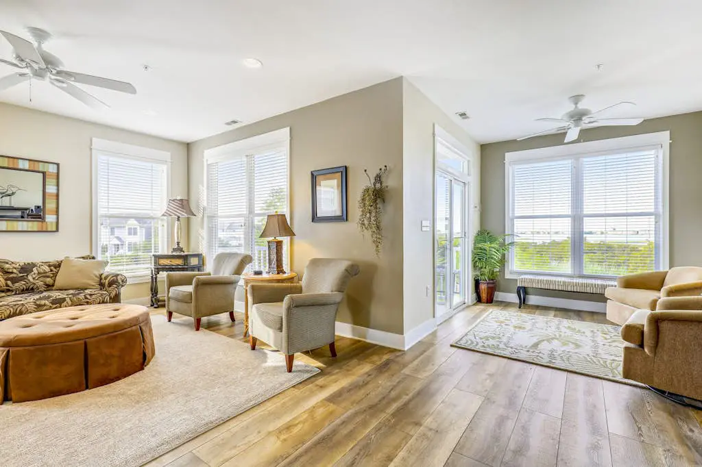 Seaside Village- Bowline 13009-1