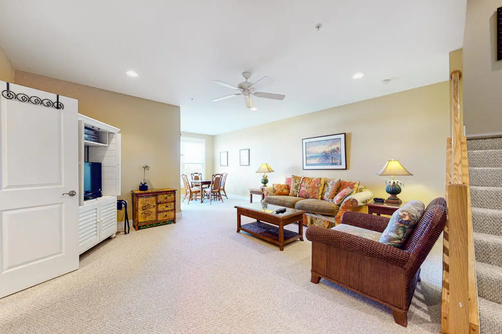 Seaside Village- Bowline 13009-1