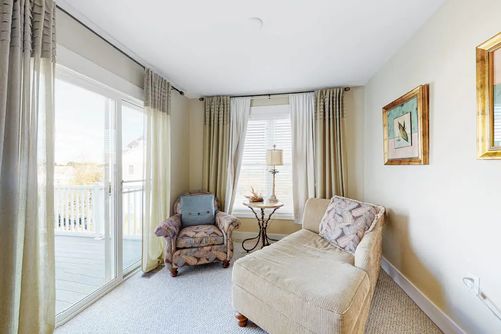 Seaside Village- Bowline 13009-1