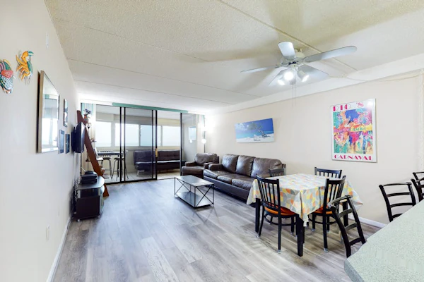 Well-Appointed Vacation Getaway in Oceanfront Complex w/Shared Pool, Free WiFi