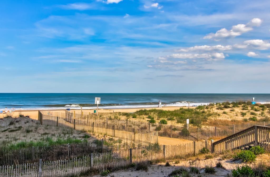 Condo with beautiful ocean and bay views, central AC, and pool access