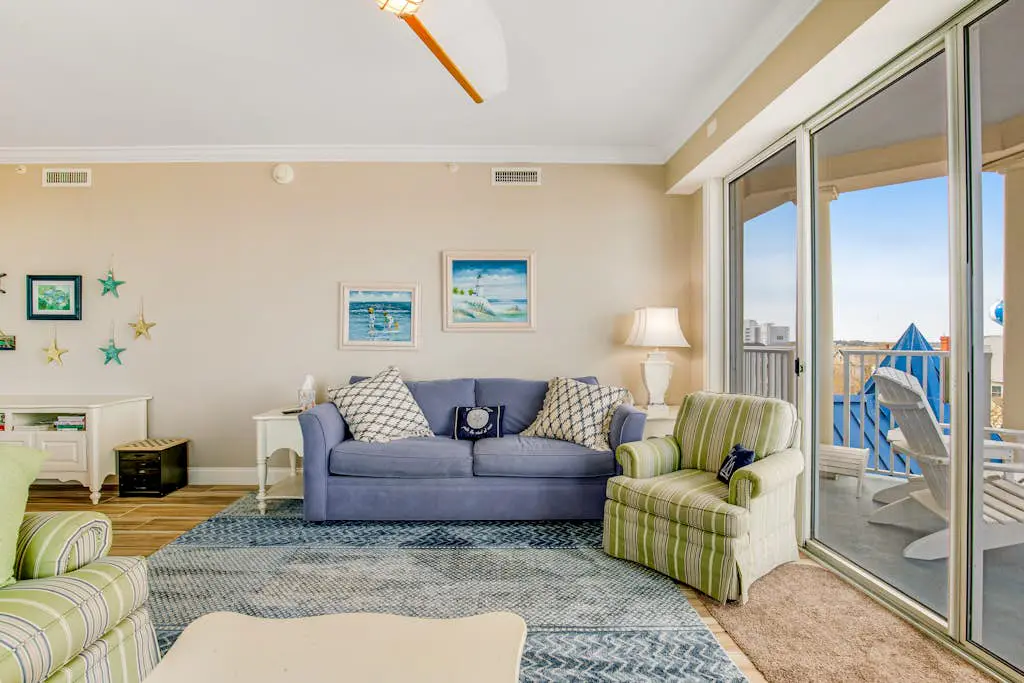 Belmont Towers 407