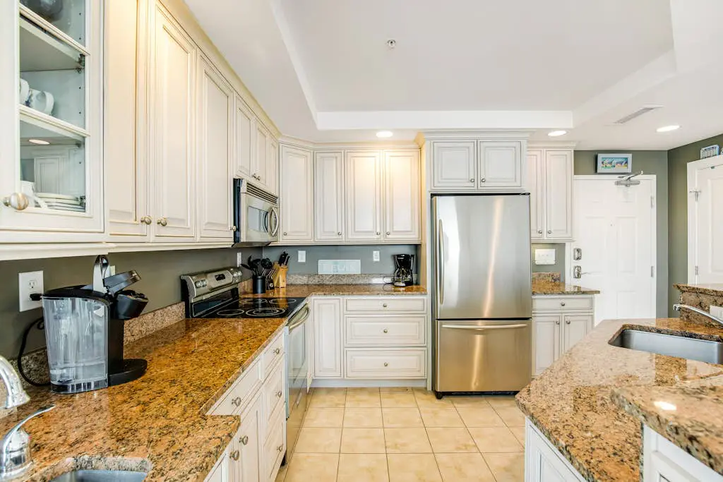 Belmont Towers 407