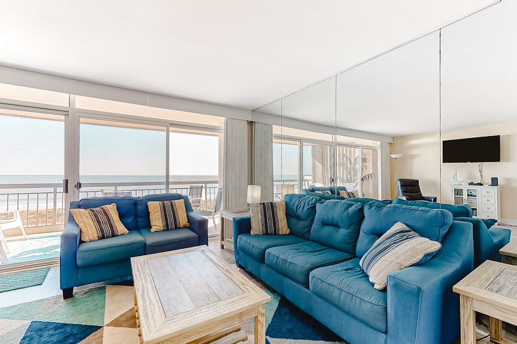Oceanfront Condo w/ Great Balcony, AC, WiFi & Shared Pool - Steps to Beach