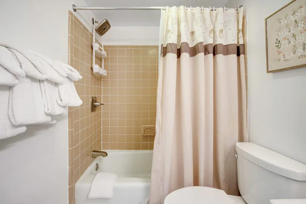 Fountainhead Towers 802