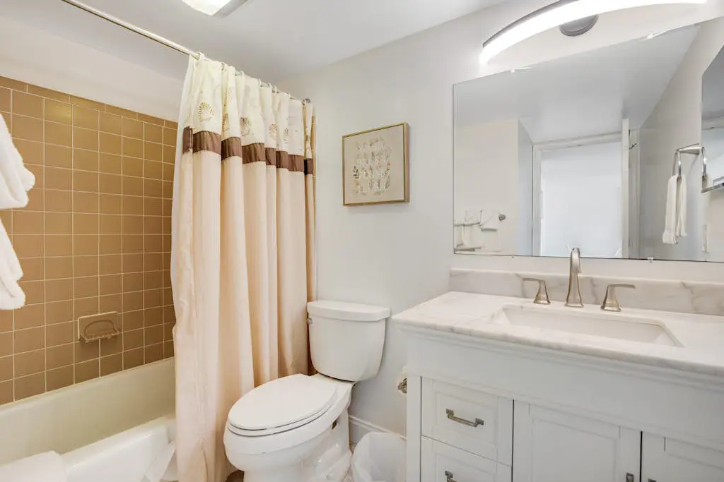 Fountainhead Towers 802