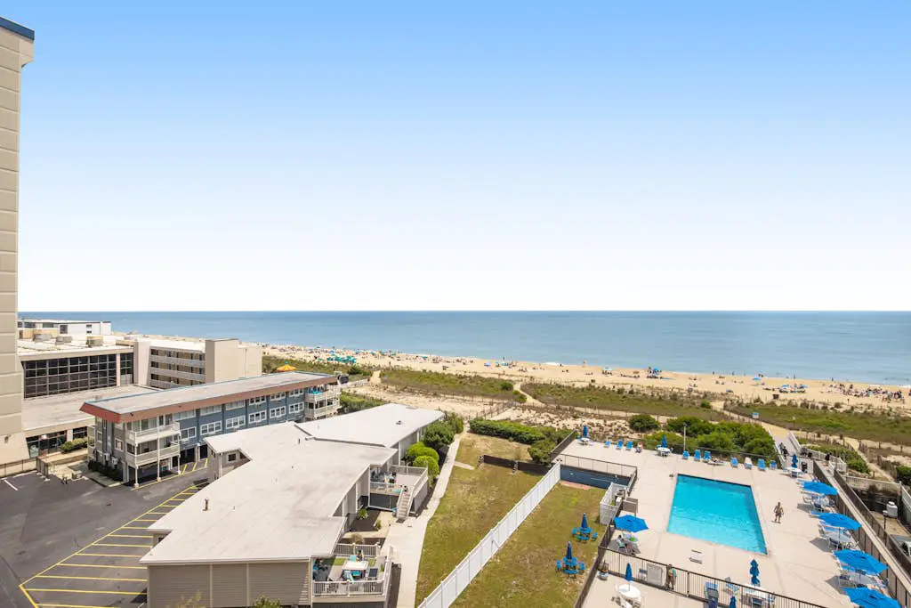 Fountainhead Towers 802