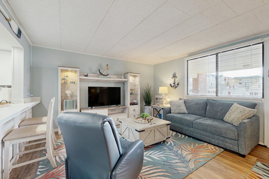 Spacious Condo w/Private Patio, Washer/Dryer, Free WiFi, Partial A/C, & More