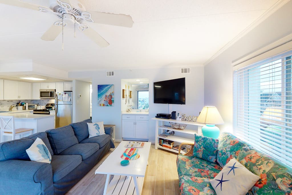Family-Friendly Condo w/Private Balcony, Washer/Dryer, Cable, and Central A/C
