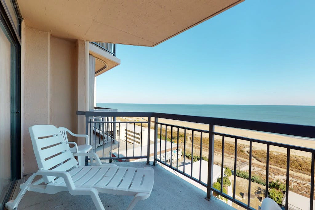 Fountainhead Towers 1204