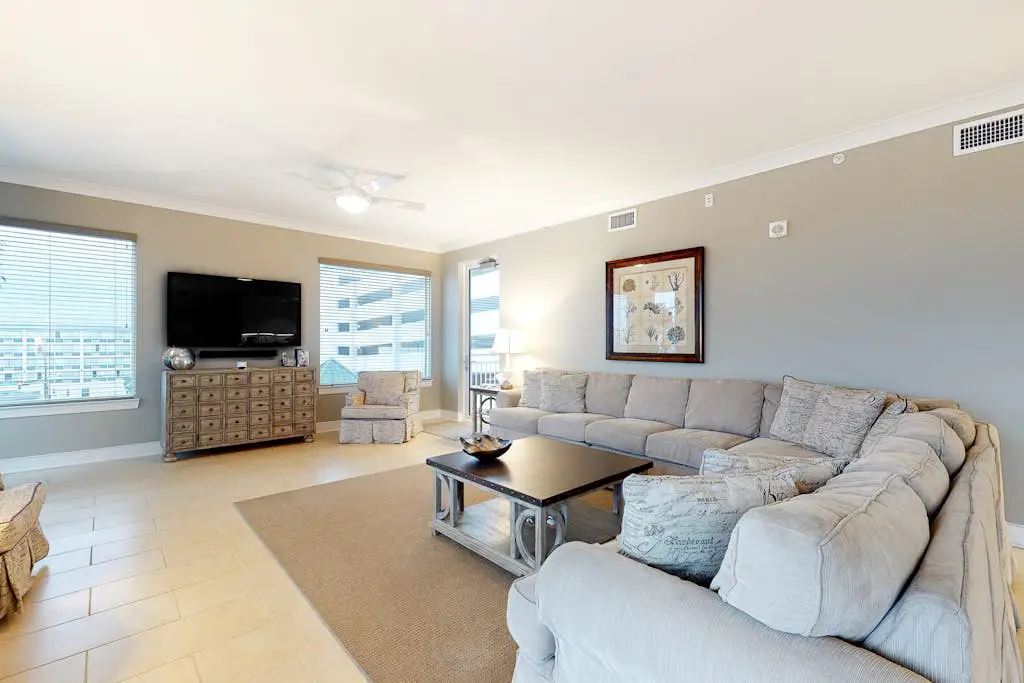 Gateway Grand 301