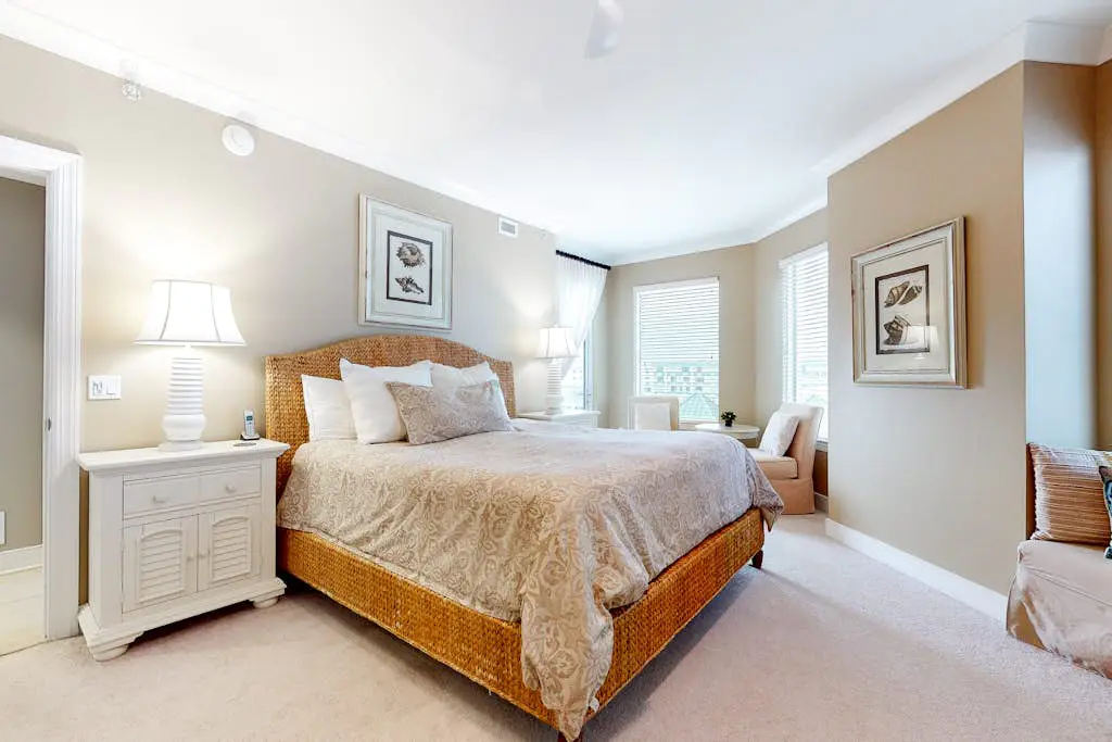 Gateway Grand 301