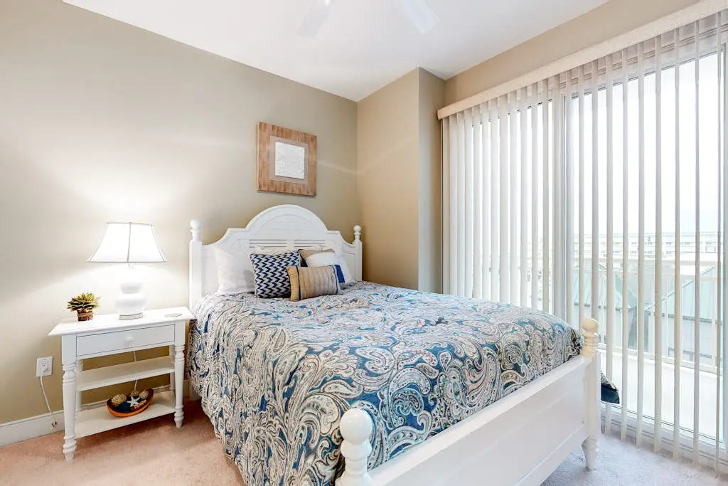 Gateway Grand 301