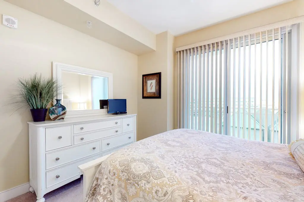 Gateway Grand 301