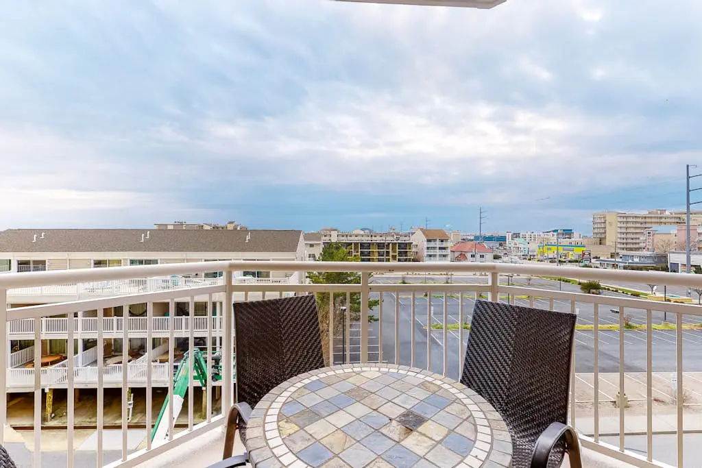 Gateway Grand 301