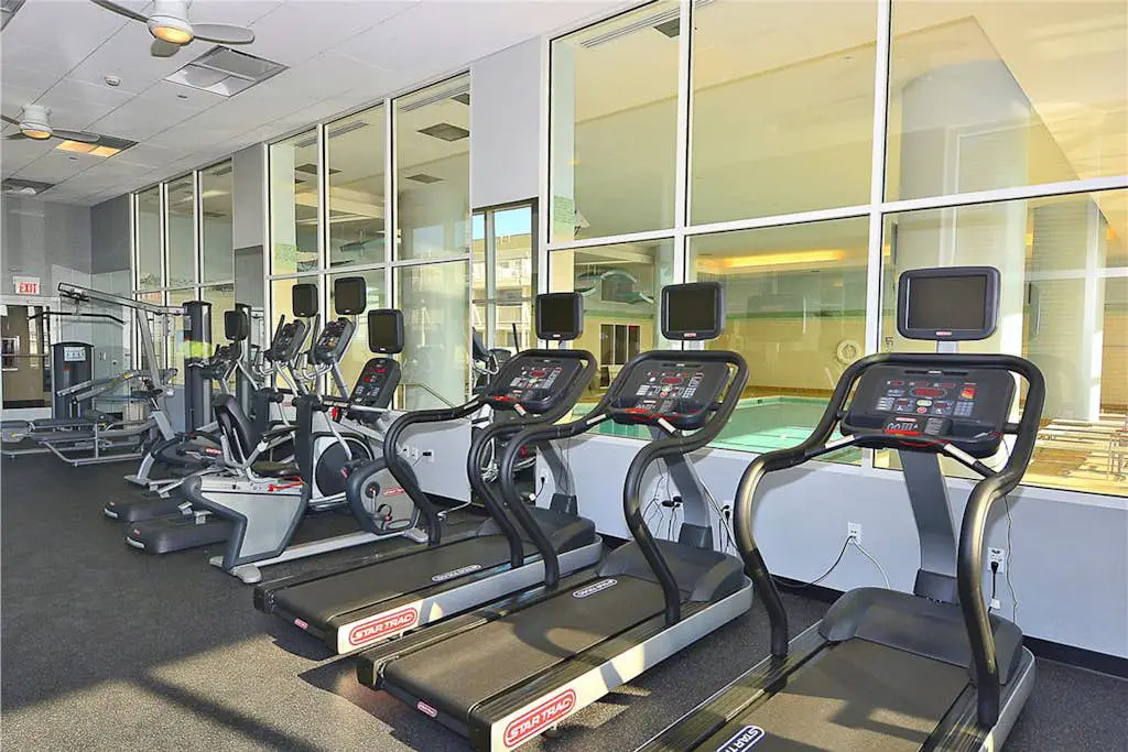 Gateway Grand 301