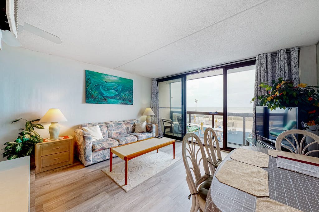 Affordable ocean-view condo with balcony, pools & gym