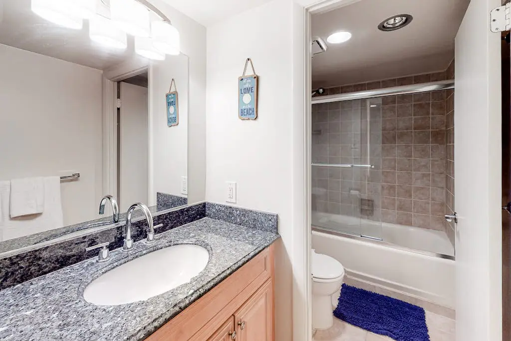 Golden Sands 302