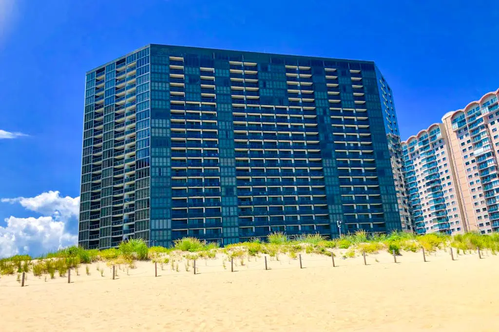 Golden Sands 310