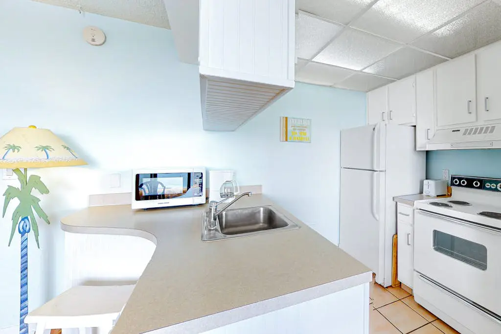 Golden Sands 311