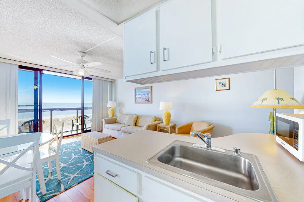 Golden Sands 311