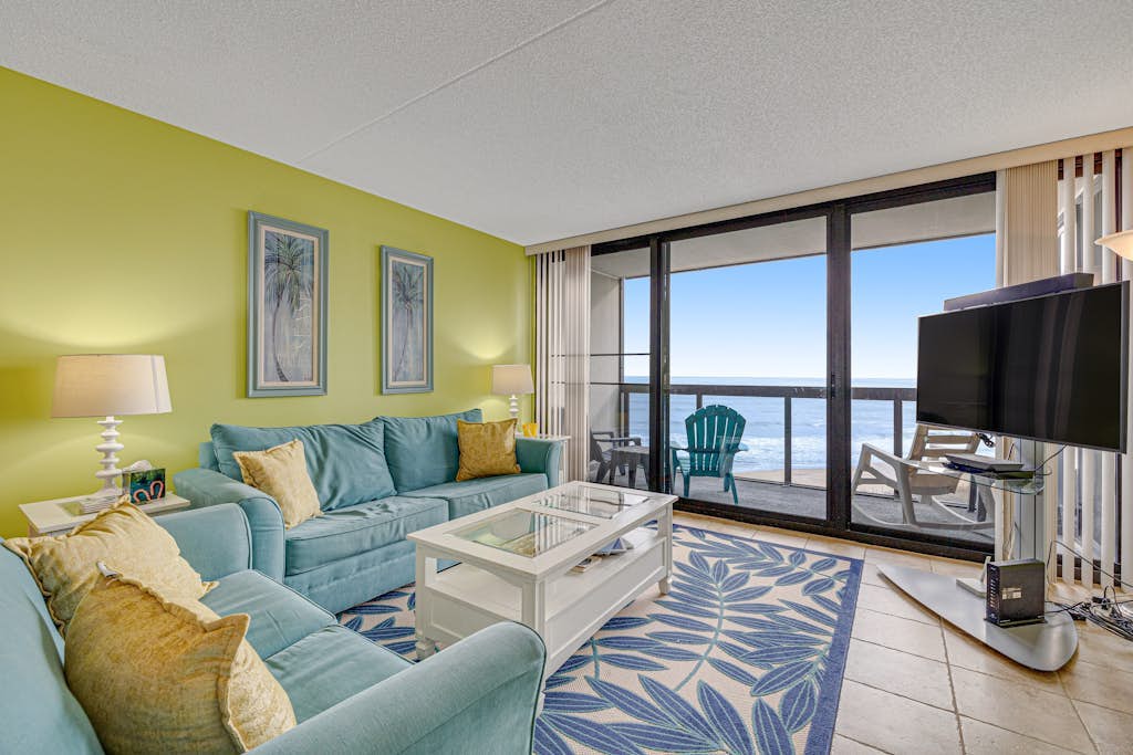 Golden Sands 817