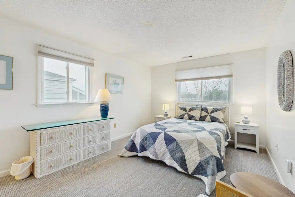 Hidden Harbour 315E
