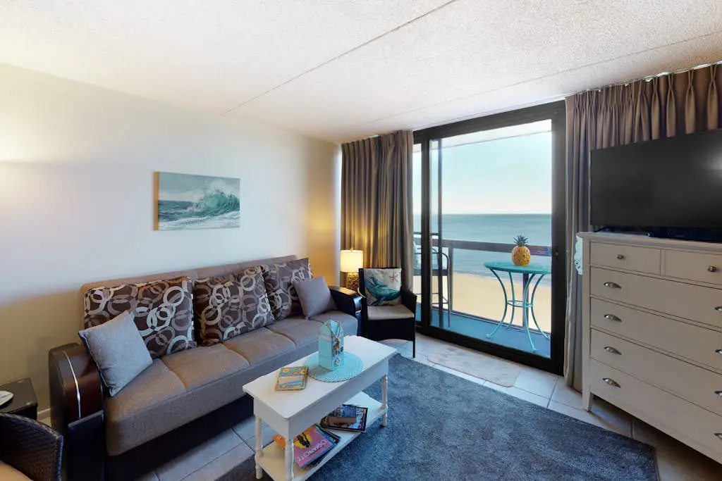 Golden Sands 1010