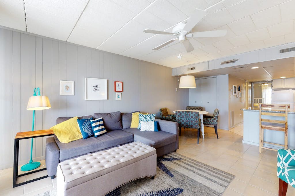 Grandview 203