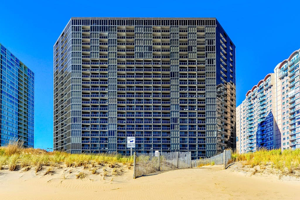 Golden Sands 809