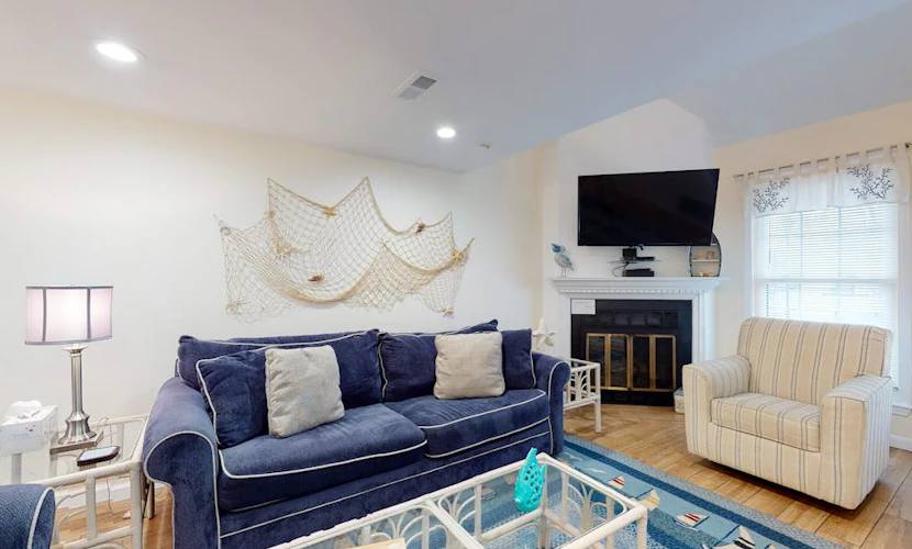 Updated Bayside Townhome w/ Patio, AC, WiFi, Washer/Dryer & Shared Pools
