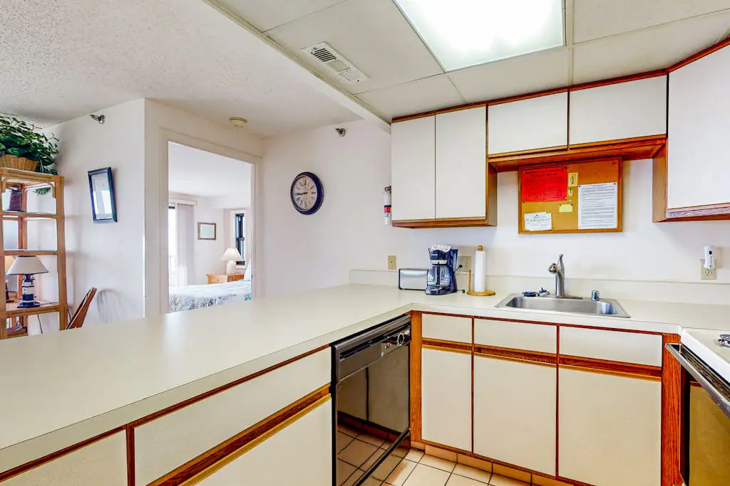 Sandy Square 305