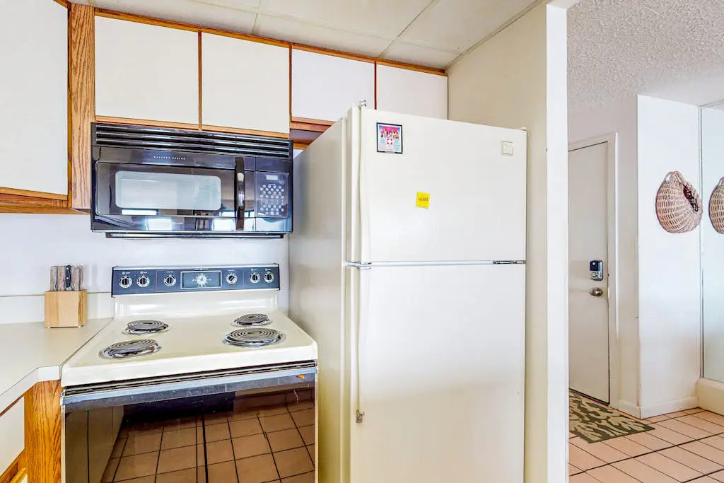 Sandy Square 305