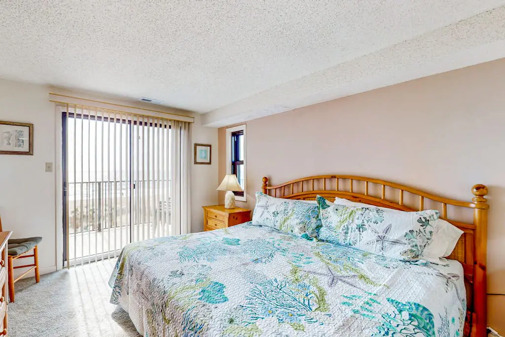 Sandy Square 305