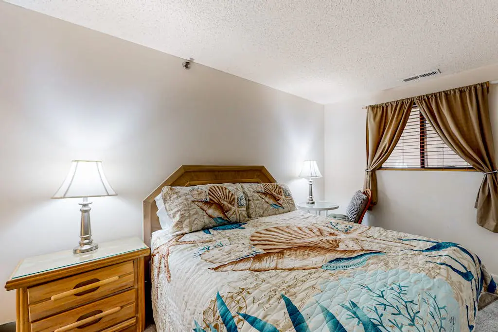 Sandy Square 305