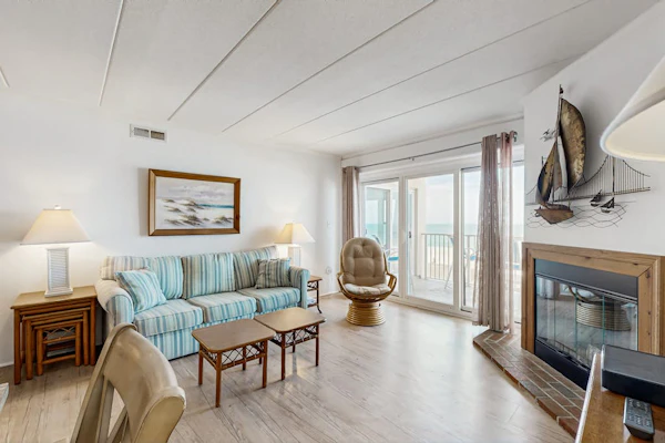 Oceanfront condo near golf with pool, balcony, central AC, & washer/dryer