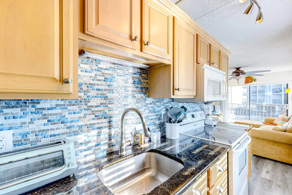 Bluewater East 201 N