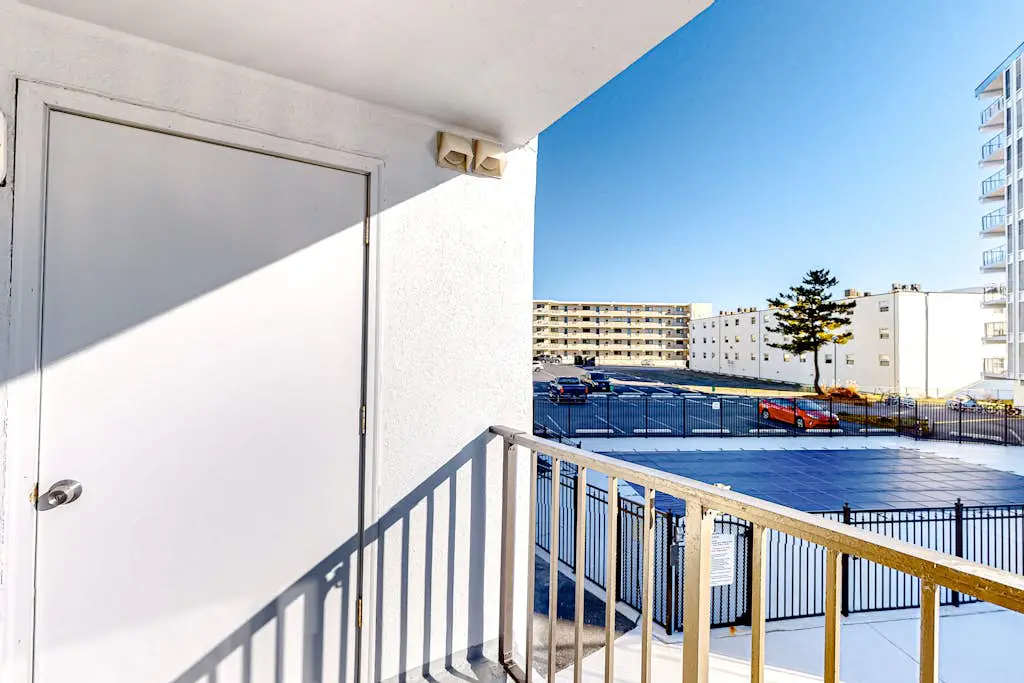 Bluewater East 201 N