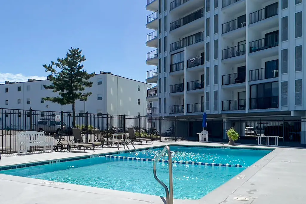 Bluewater East 201 N
