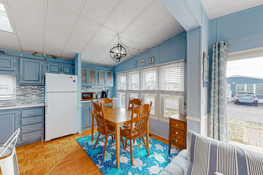 Assateague Pointe - 12401 Windlass Way