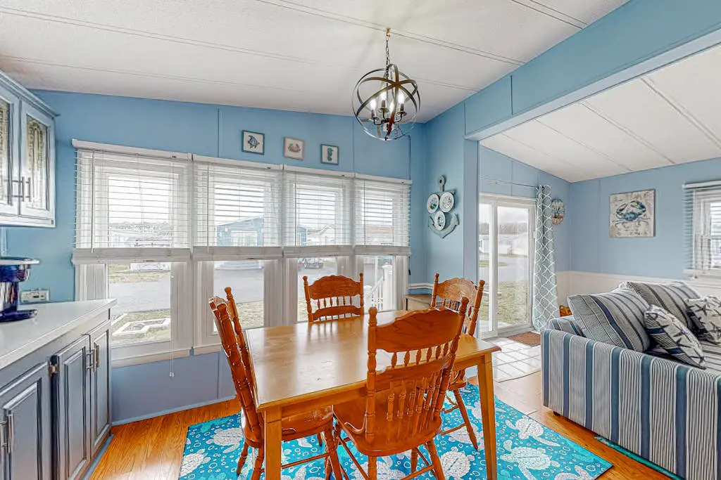 Assateague Pointe - 12401 Windlass Way