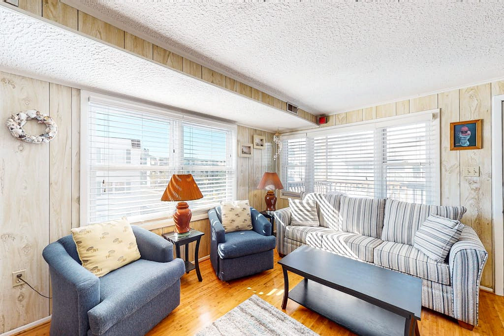 Sea Loft 210