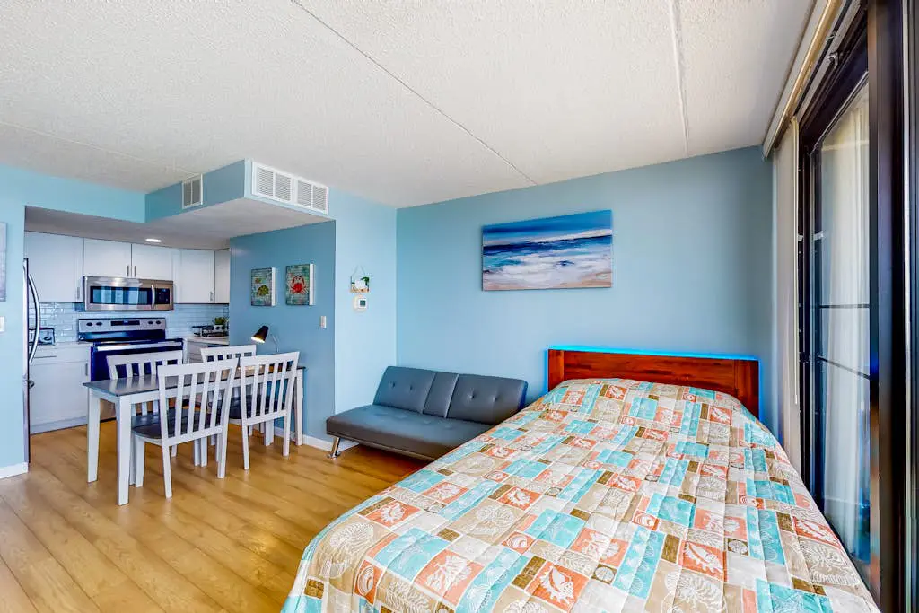 Golden Sands 1209