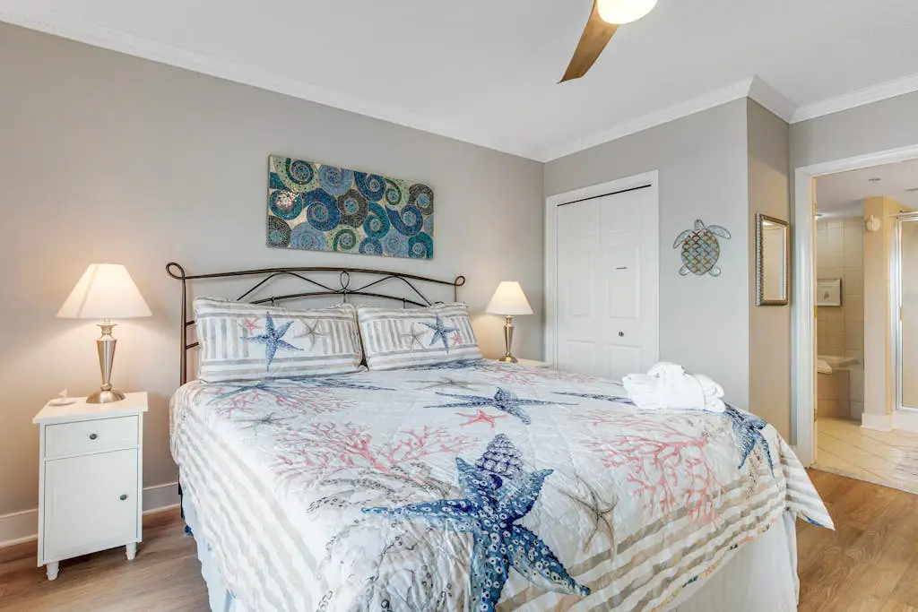 Sunset Bay II 306