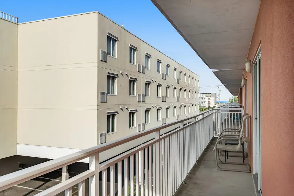 Sunset Bay II 306