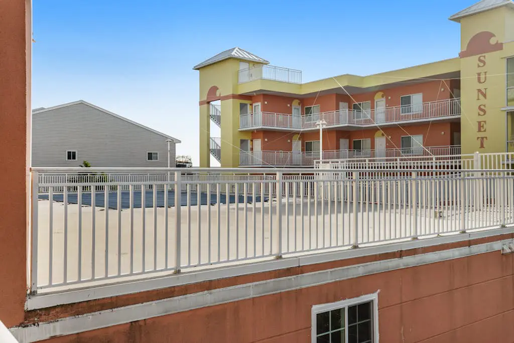 Sunset Bay II 306
